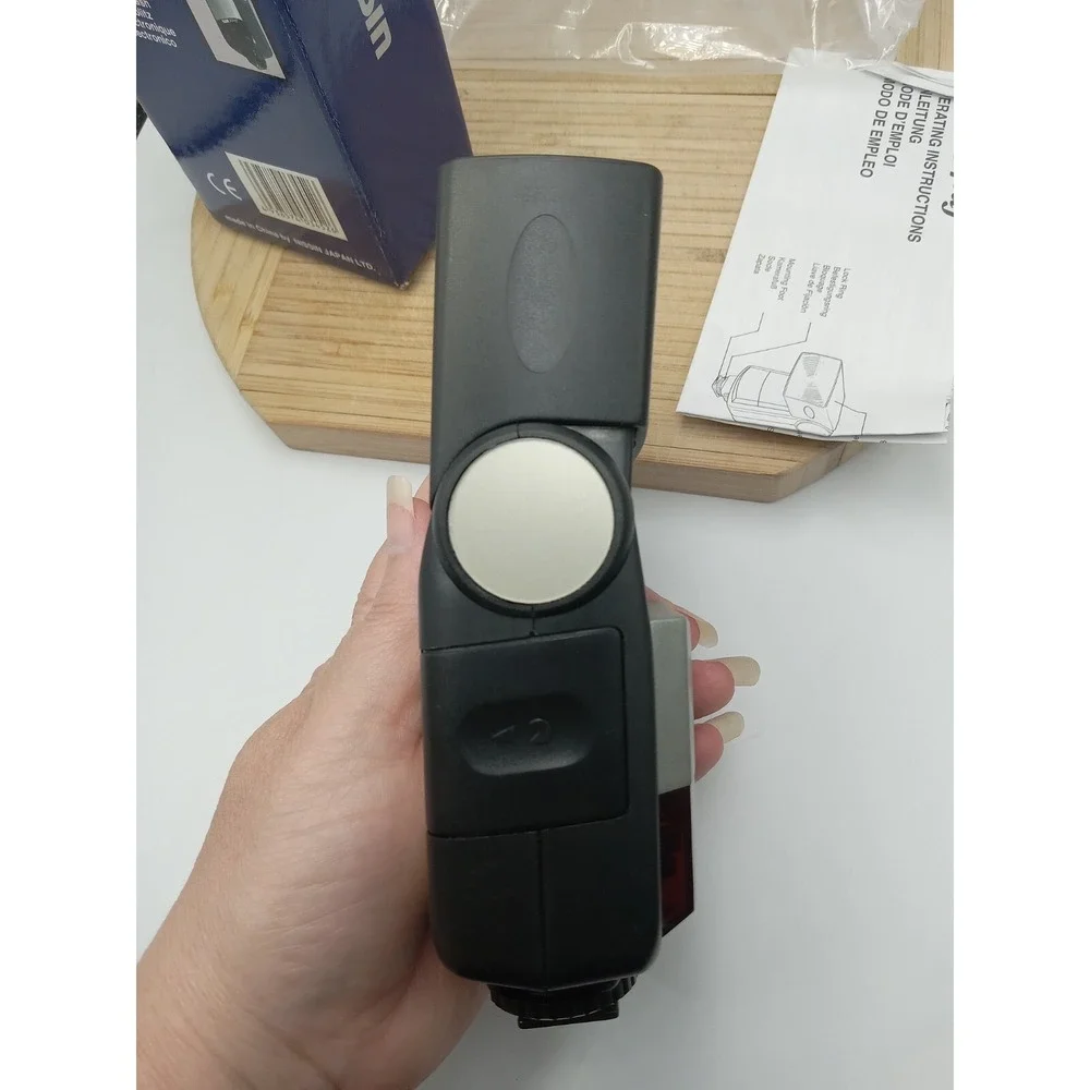 Nissin 34iaf‎ Auto Flash for Nikon Or Canon EOS Cameras Open Box